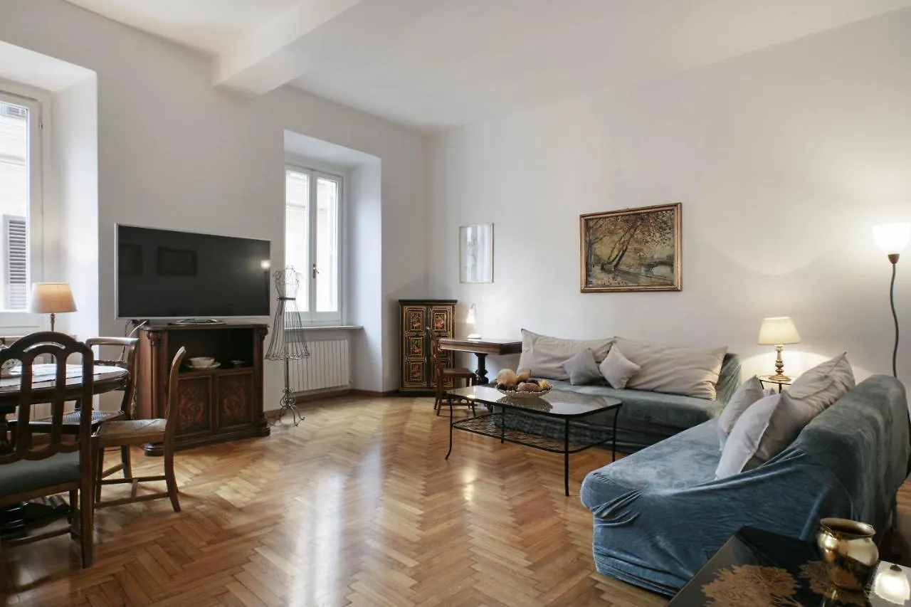Trevi Fountain Apartment Rzym 0*,